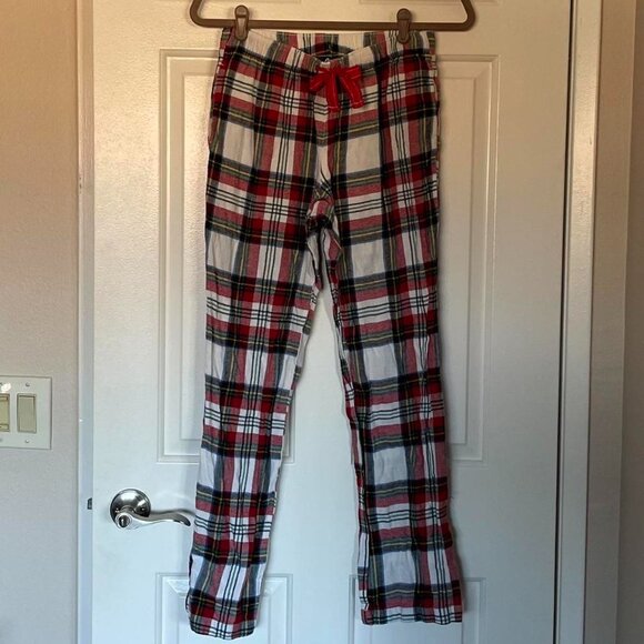Old Navy Plaid Flannel Pajama Set - Picture 4 of 5